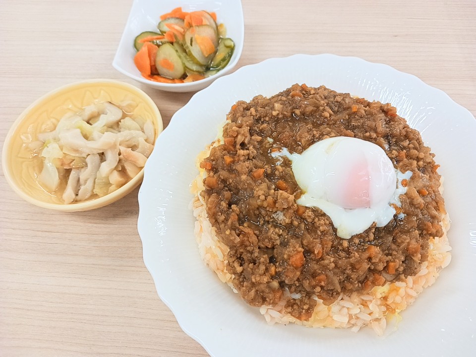 昼食