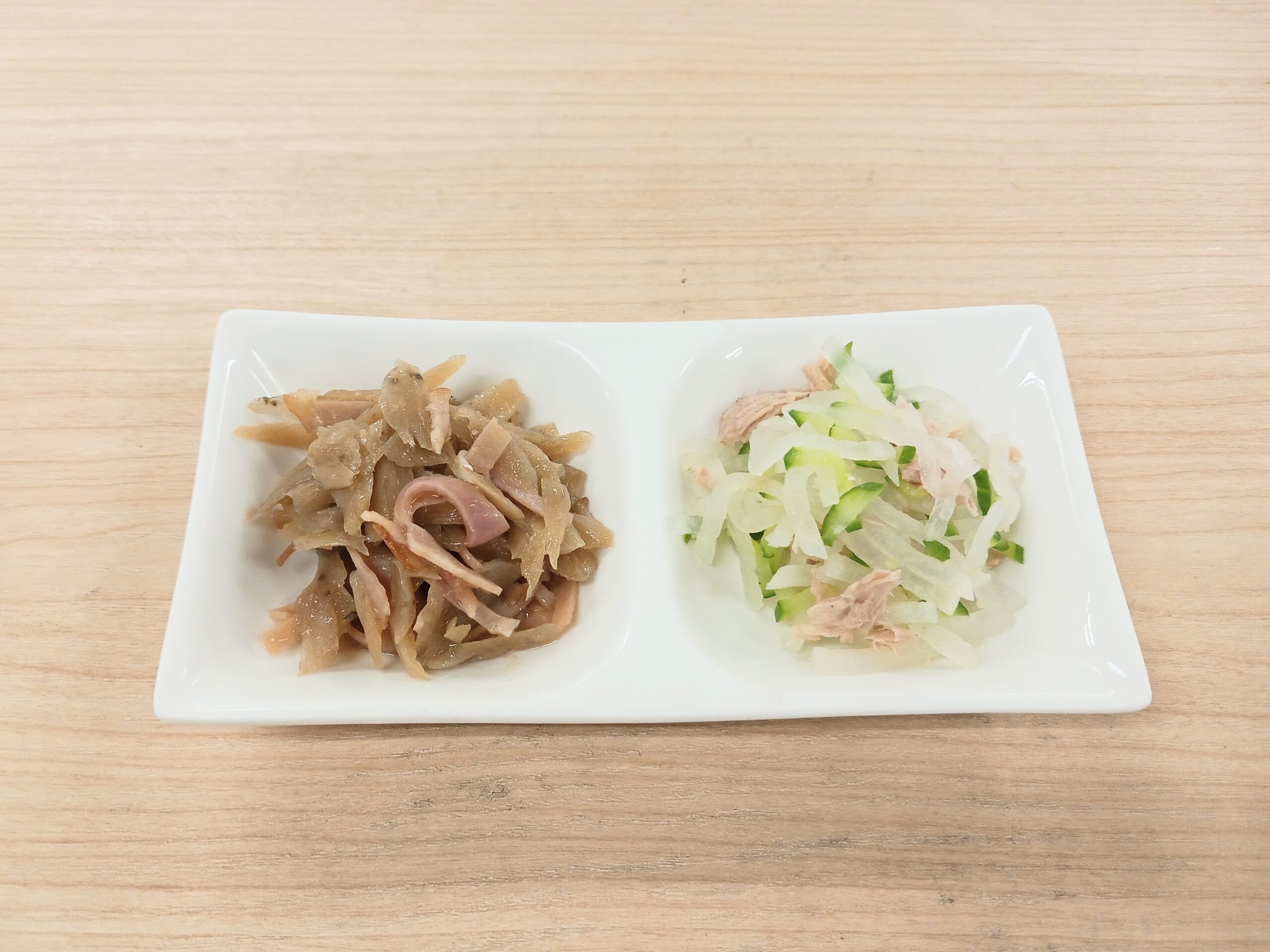 朝食