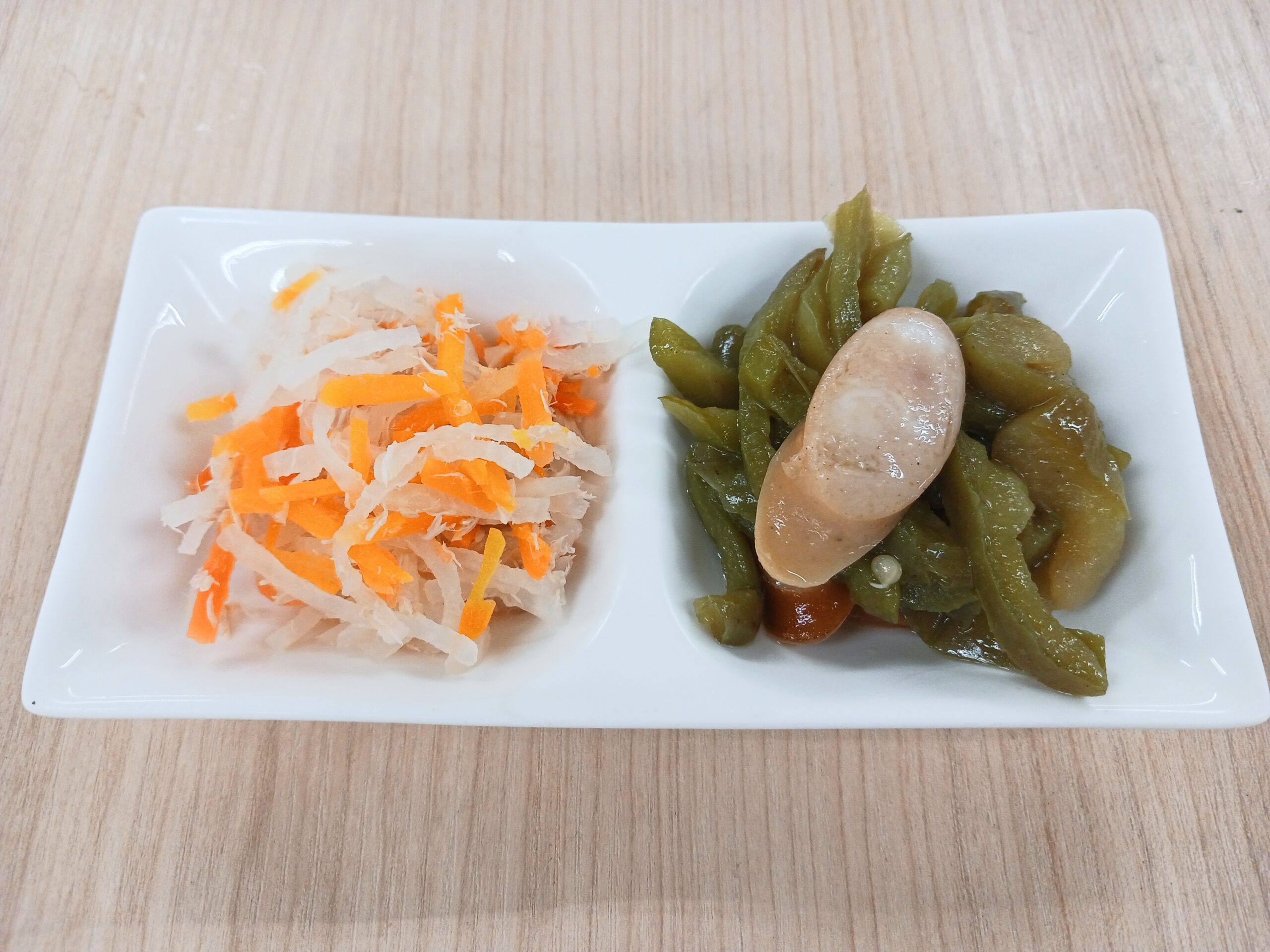 朝食