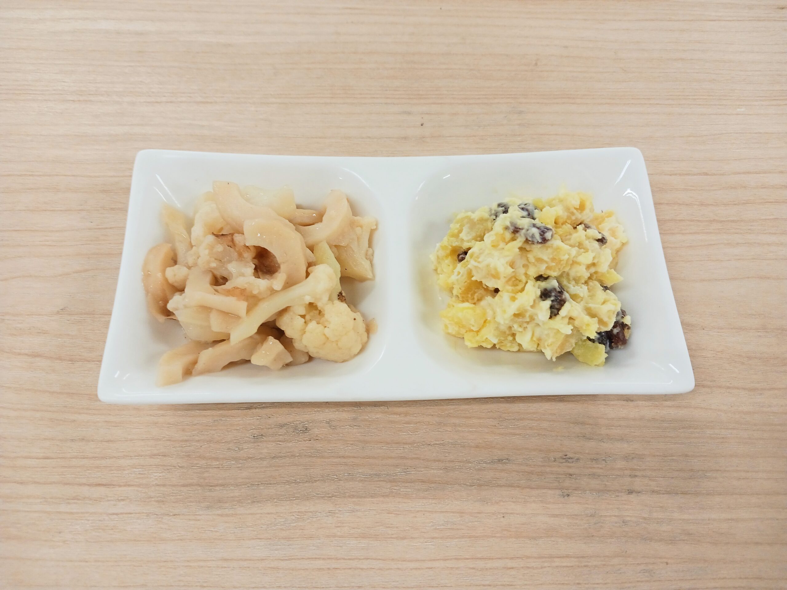 朝食