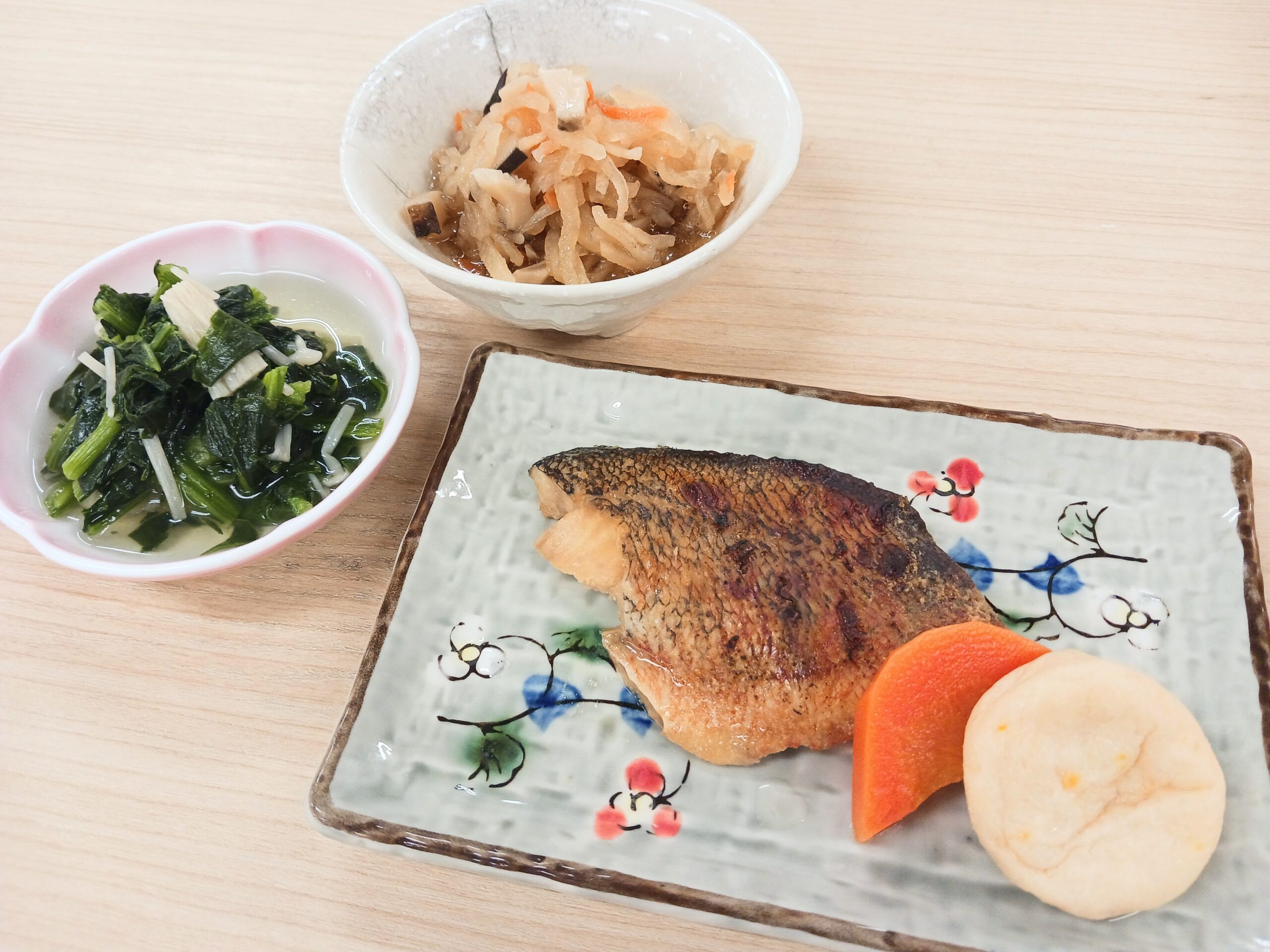 昼食