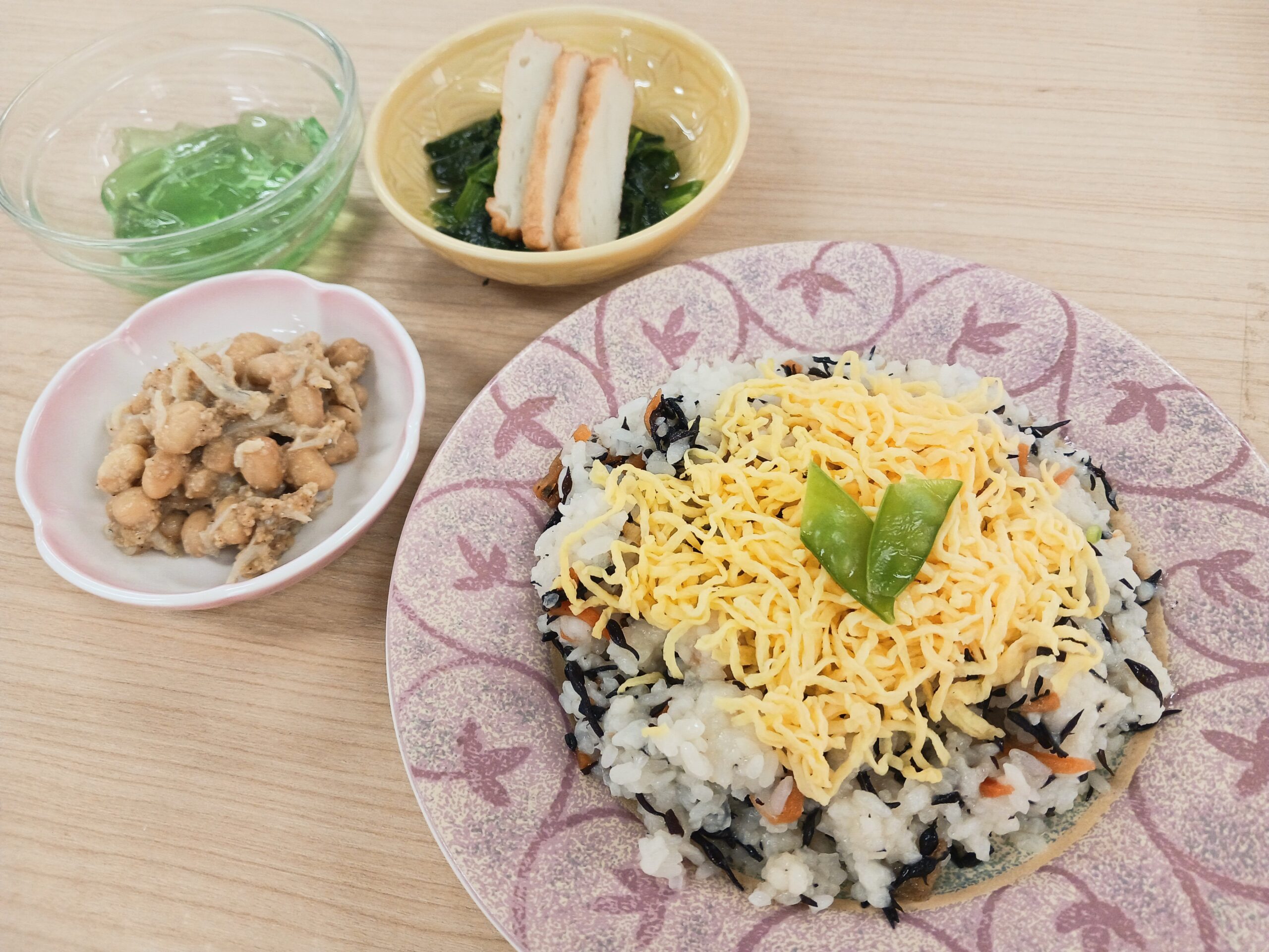 2025年12月8日献立