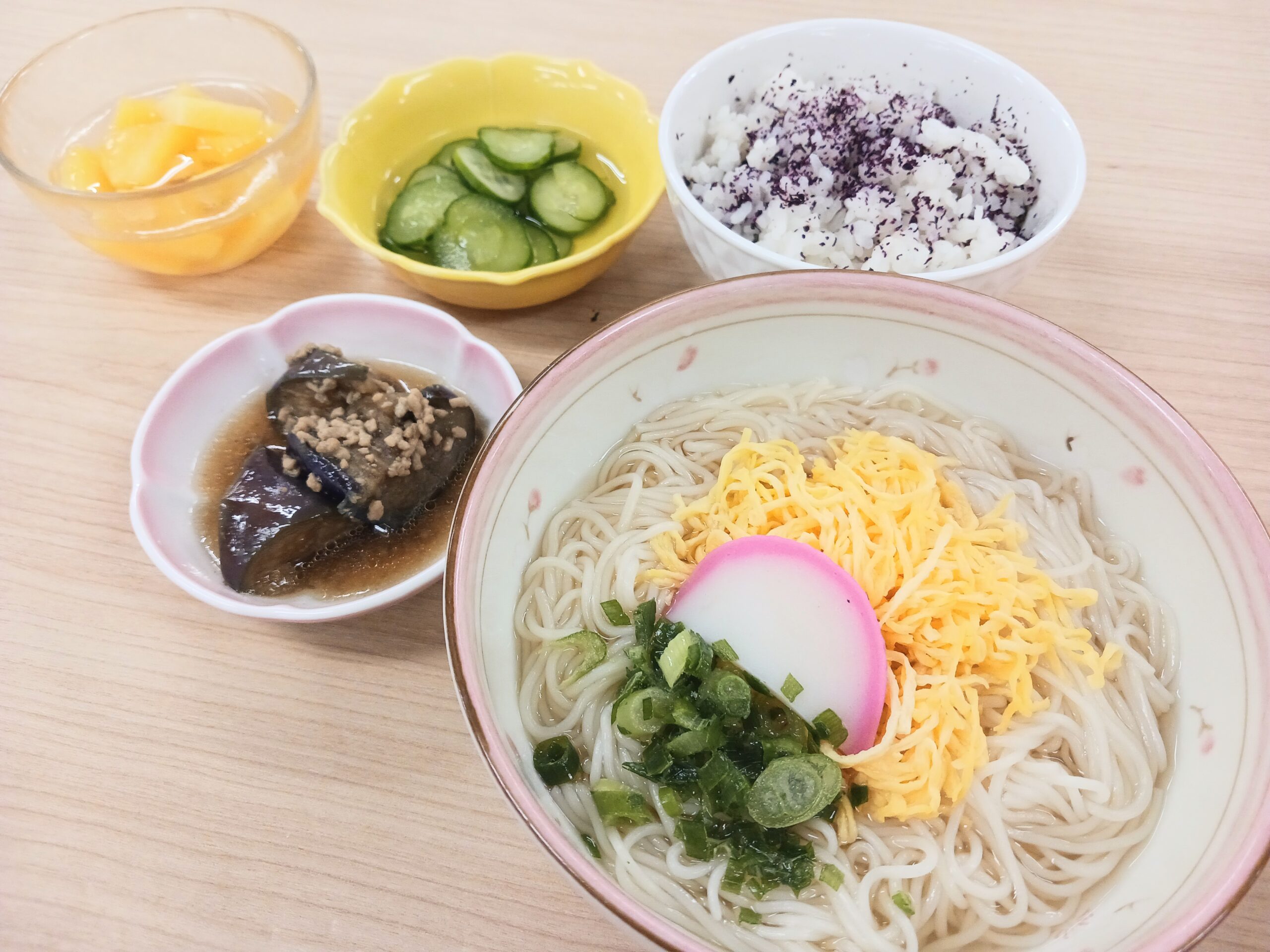 昼食
