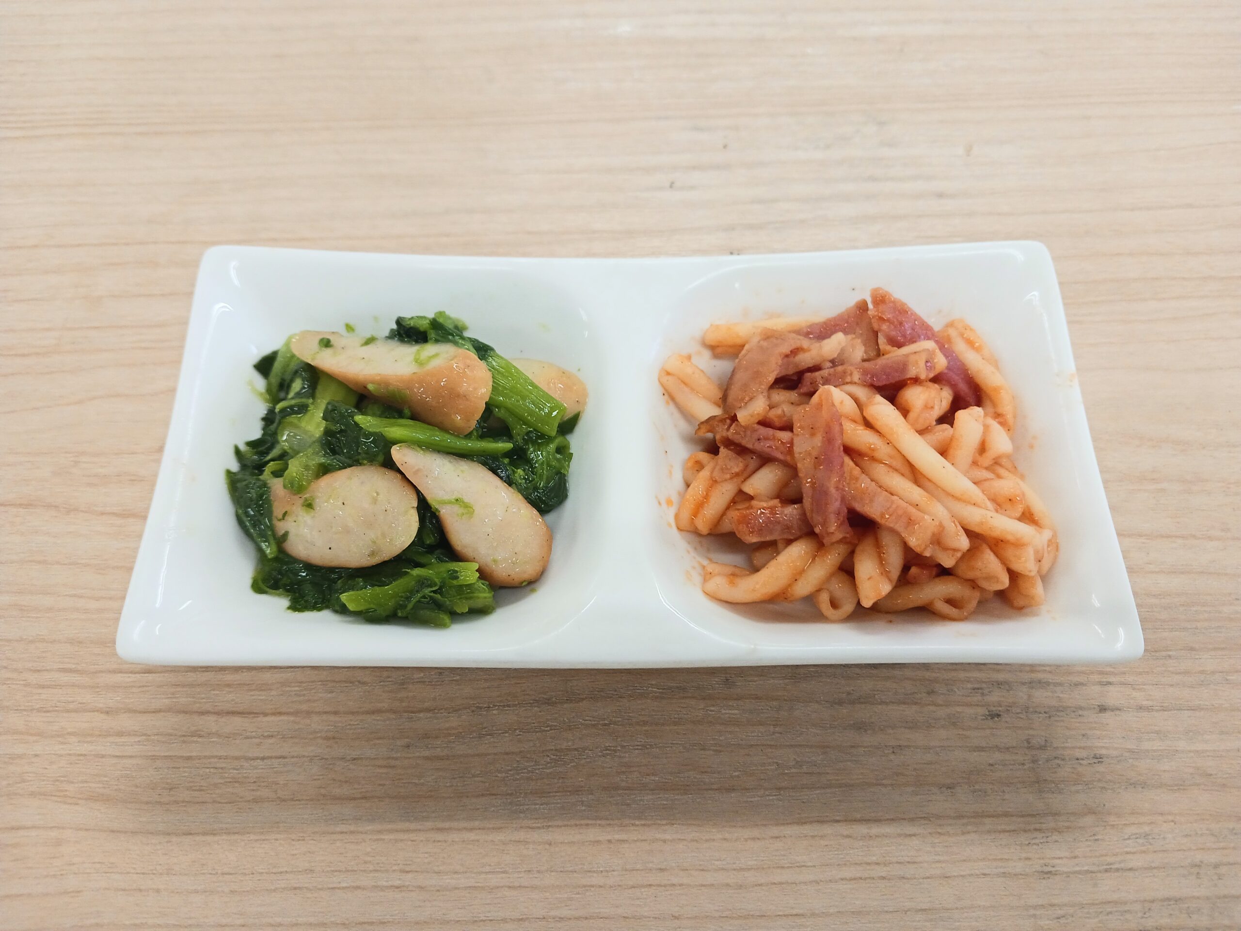 朝食