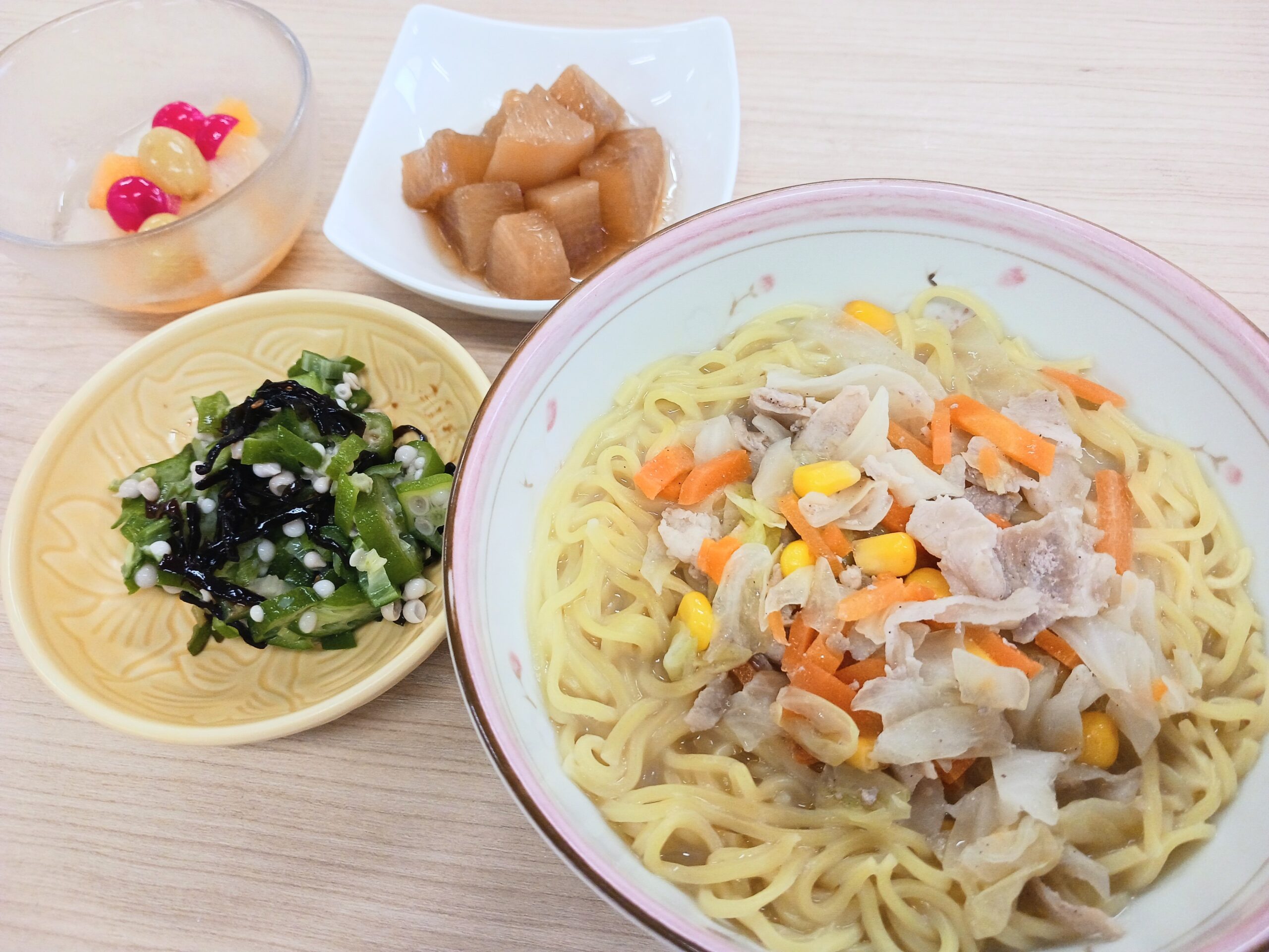 昼食