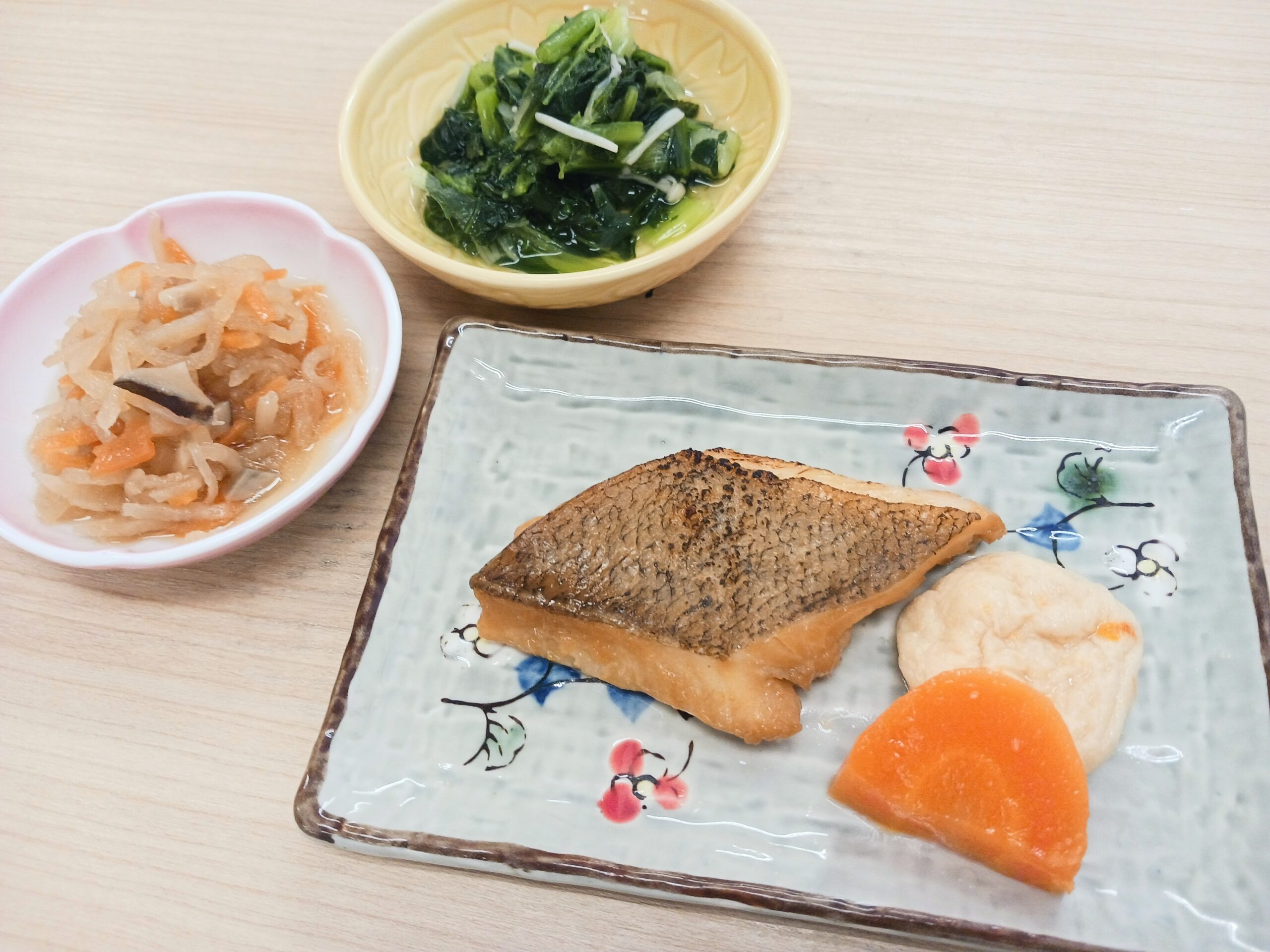 昼食