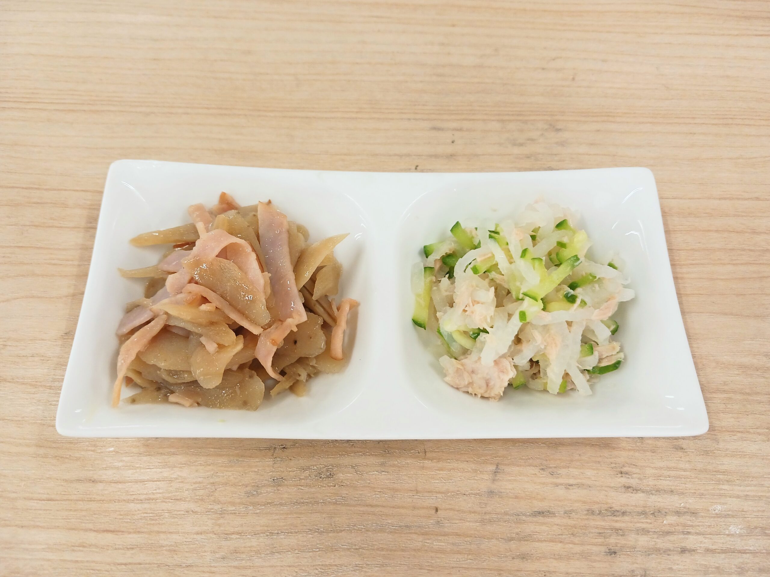 朝食