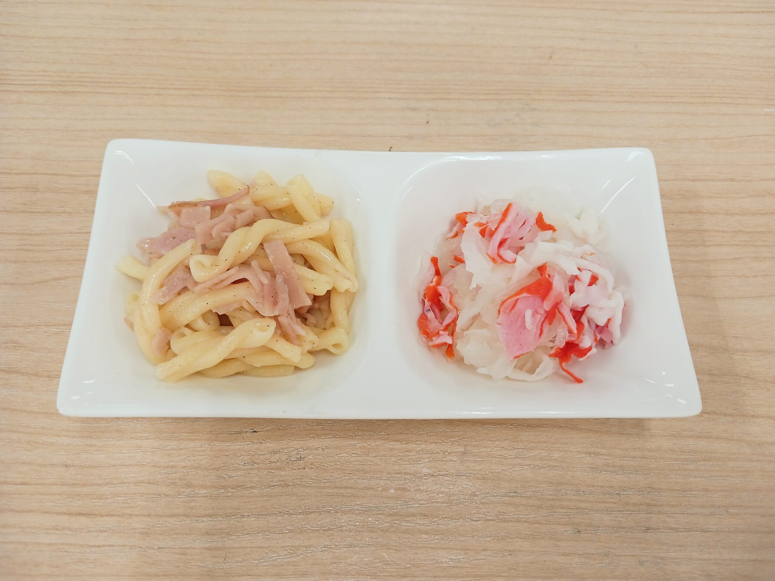朝食