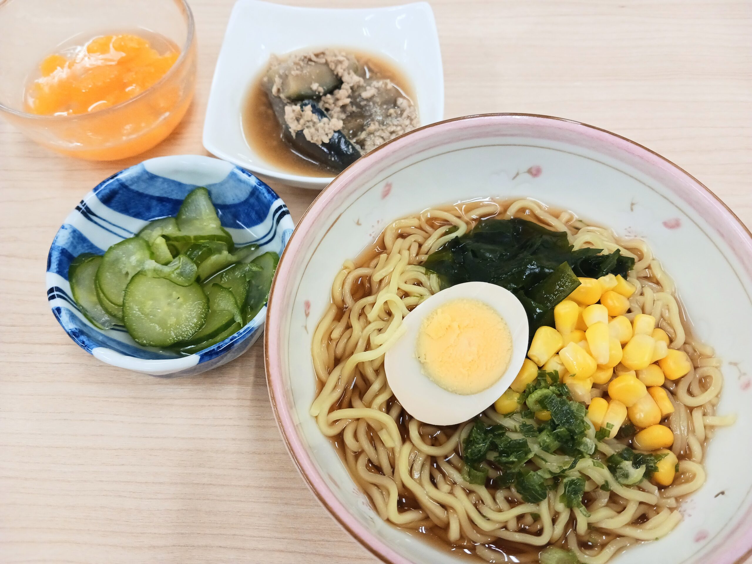昼食