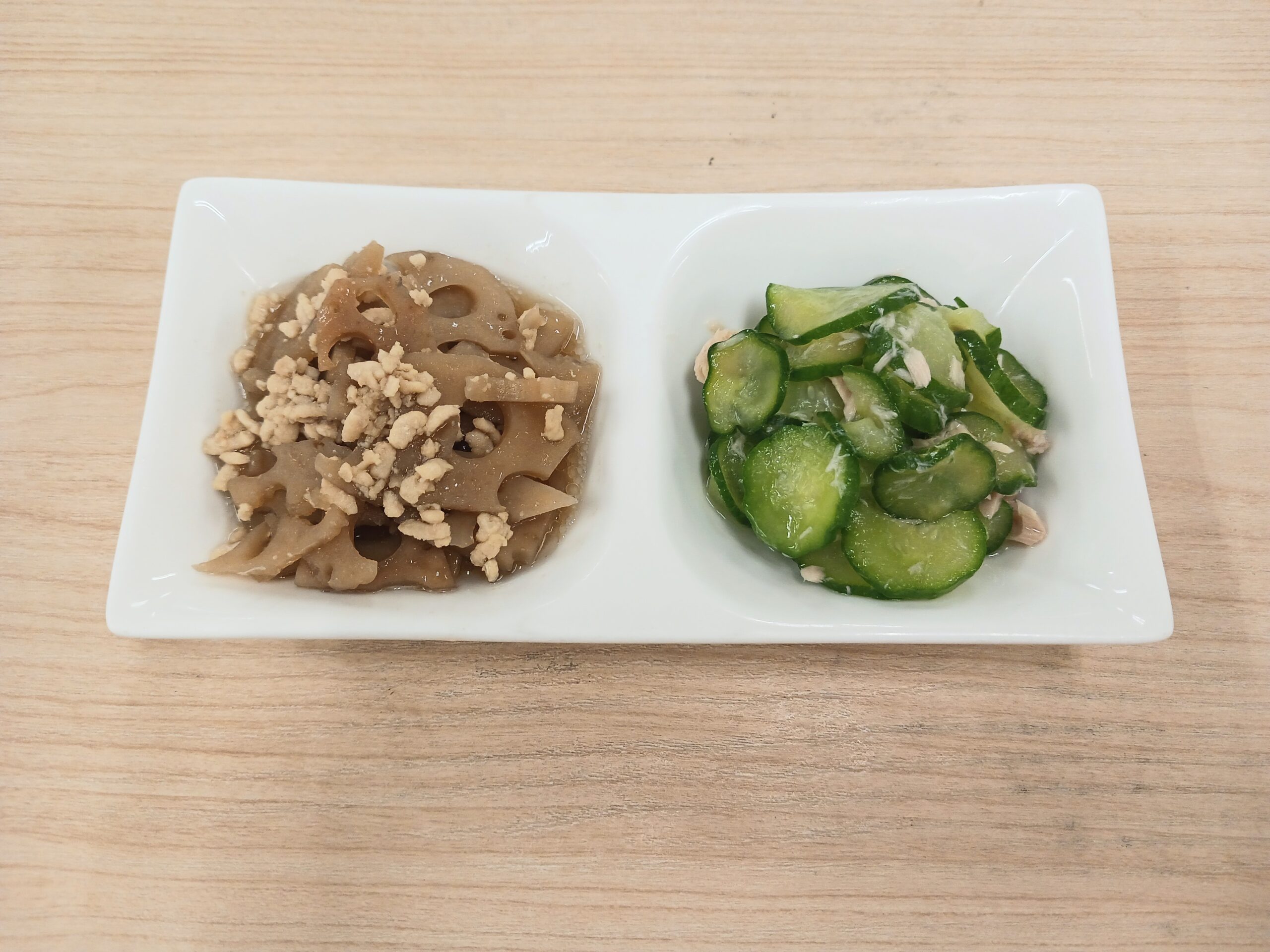 朝食