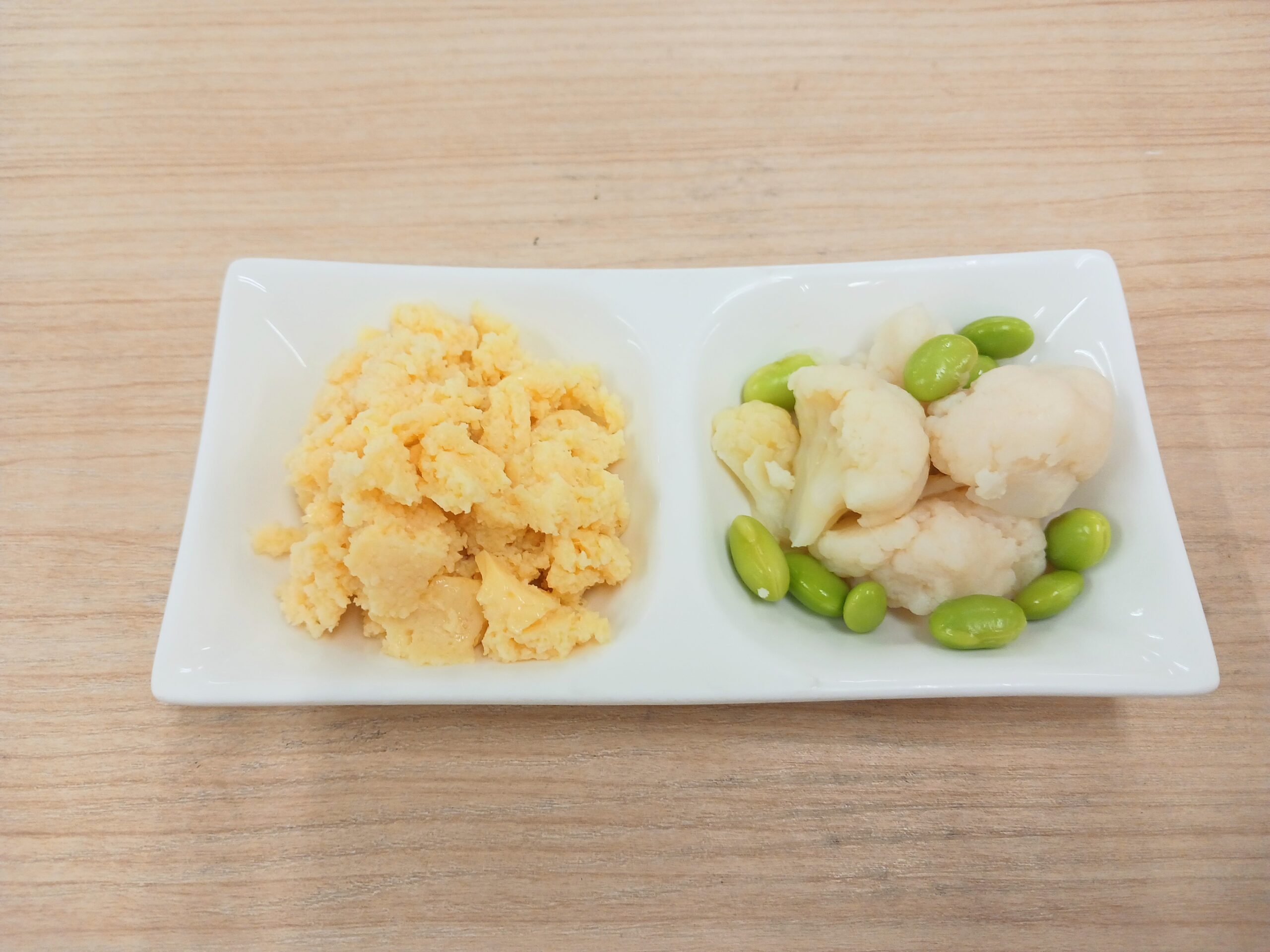 朝食