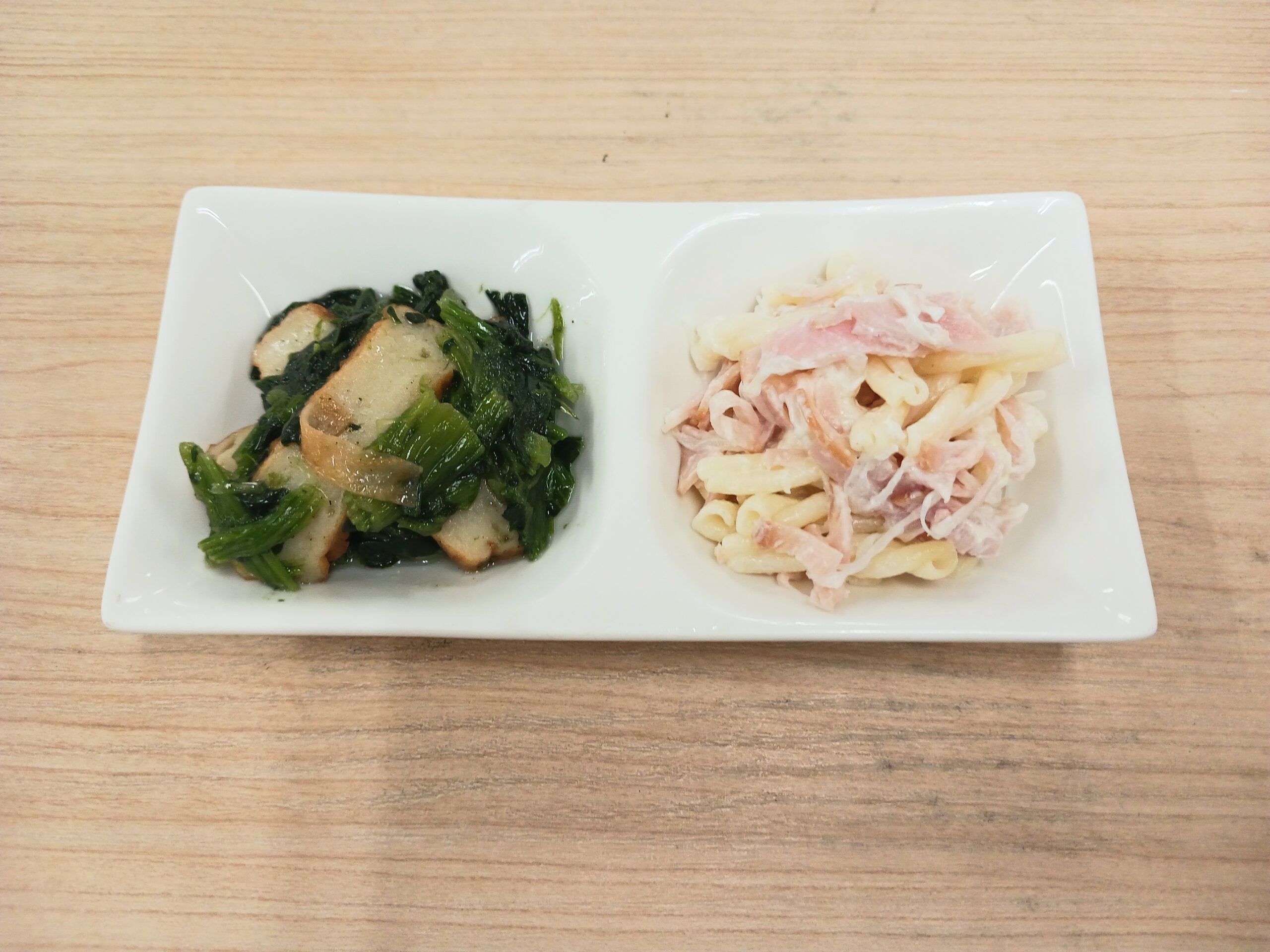 朝食